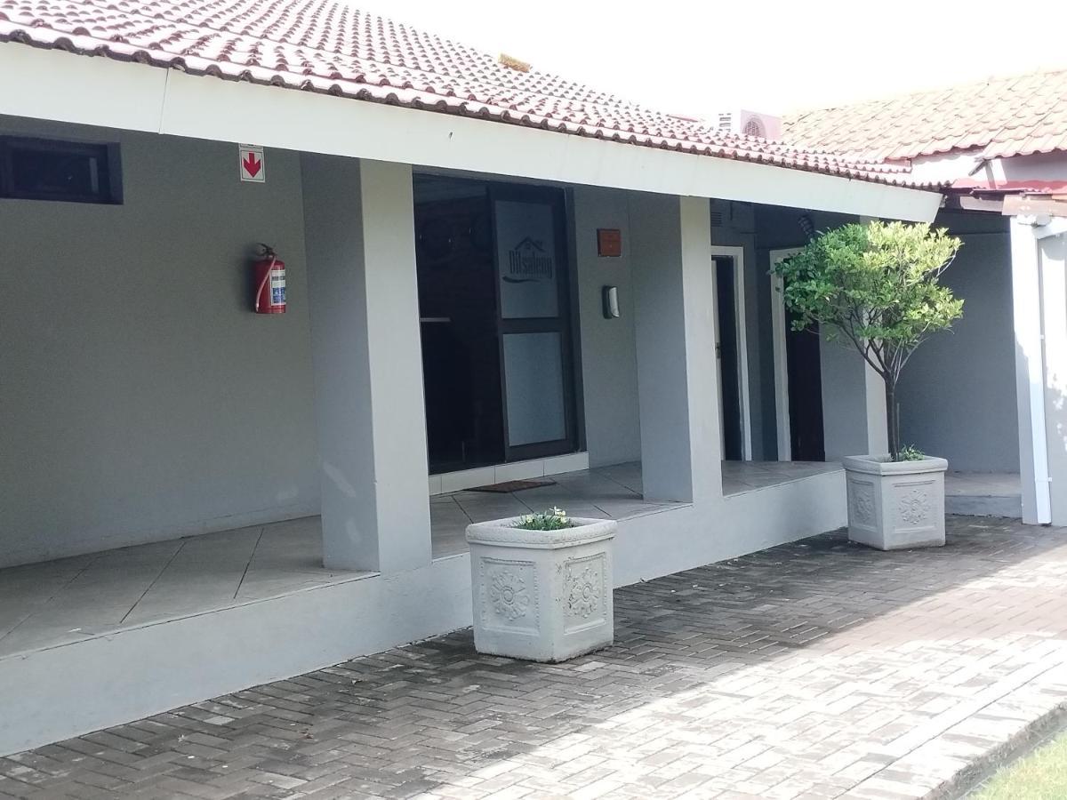 Ditsaleng Bed And Breakfast Vanderbijlpark Extérieur photo