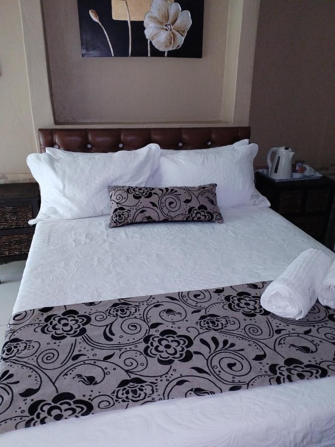 Ditsaleng Bed And Breakfast Vanderbijlpark Extérieur photo